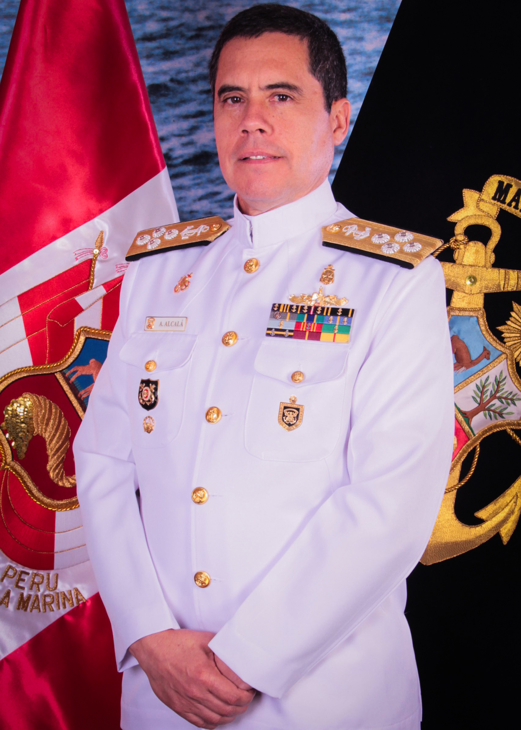 Alberto Alcalá Luna – Comandante General de la Marina de Guerra del Perú